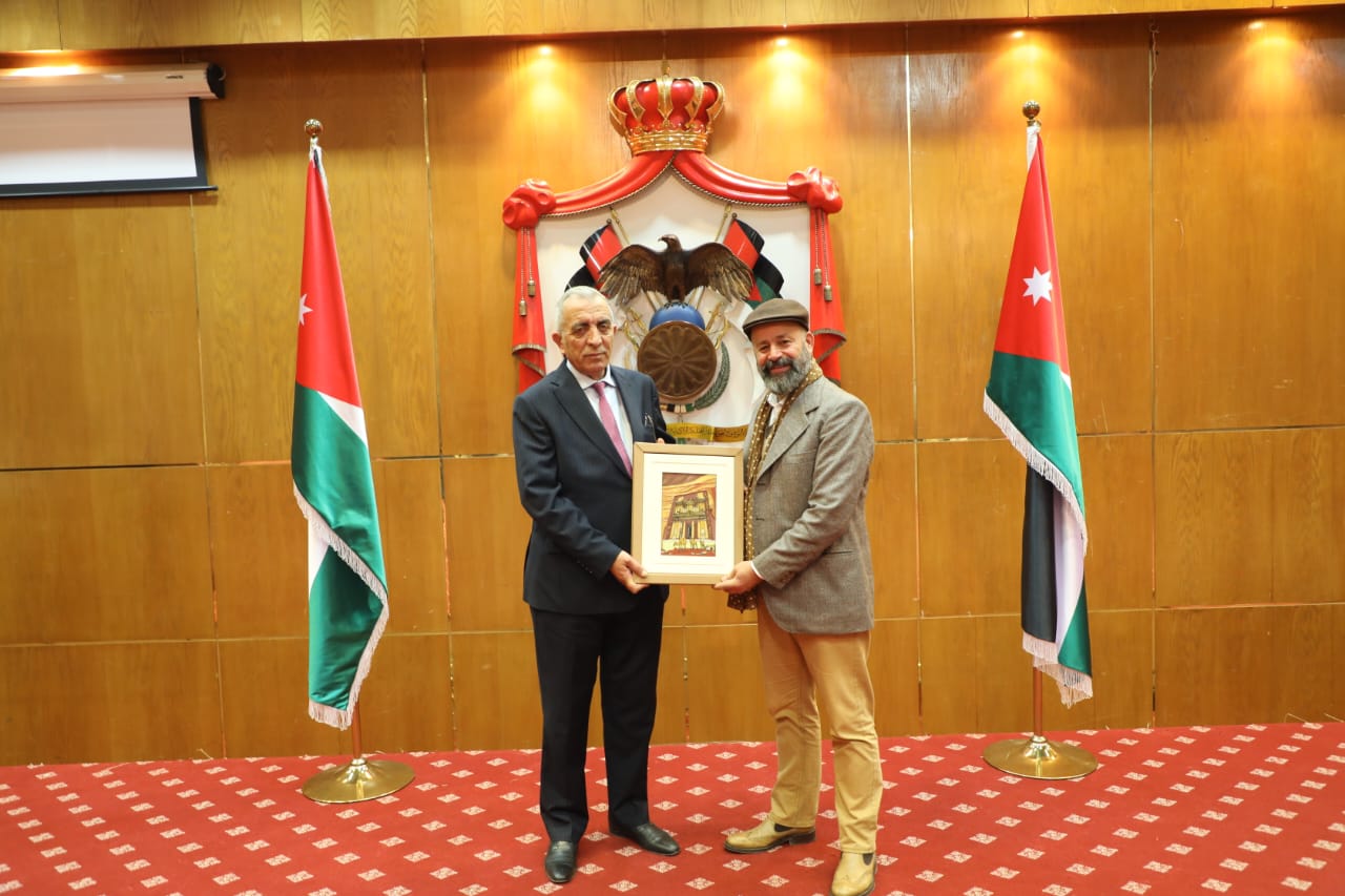 Madar Al-Saa Images 0.44683948912800286