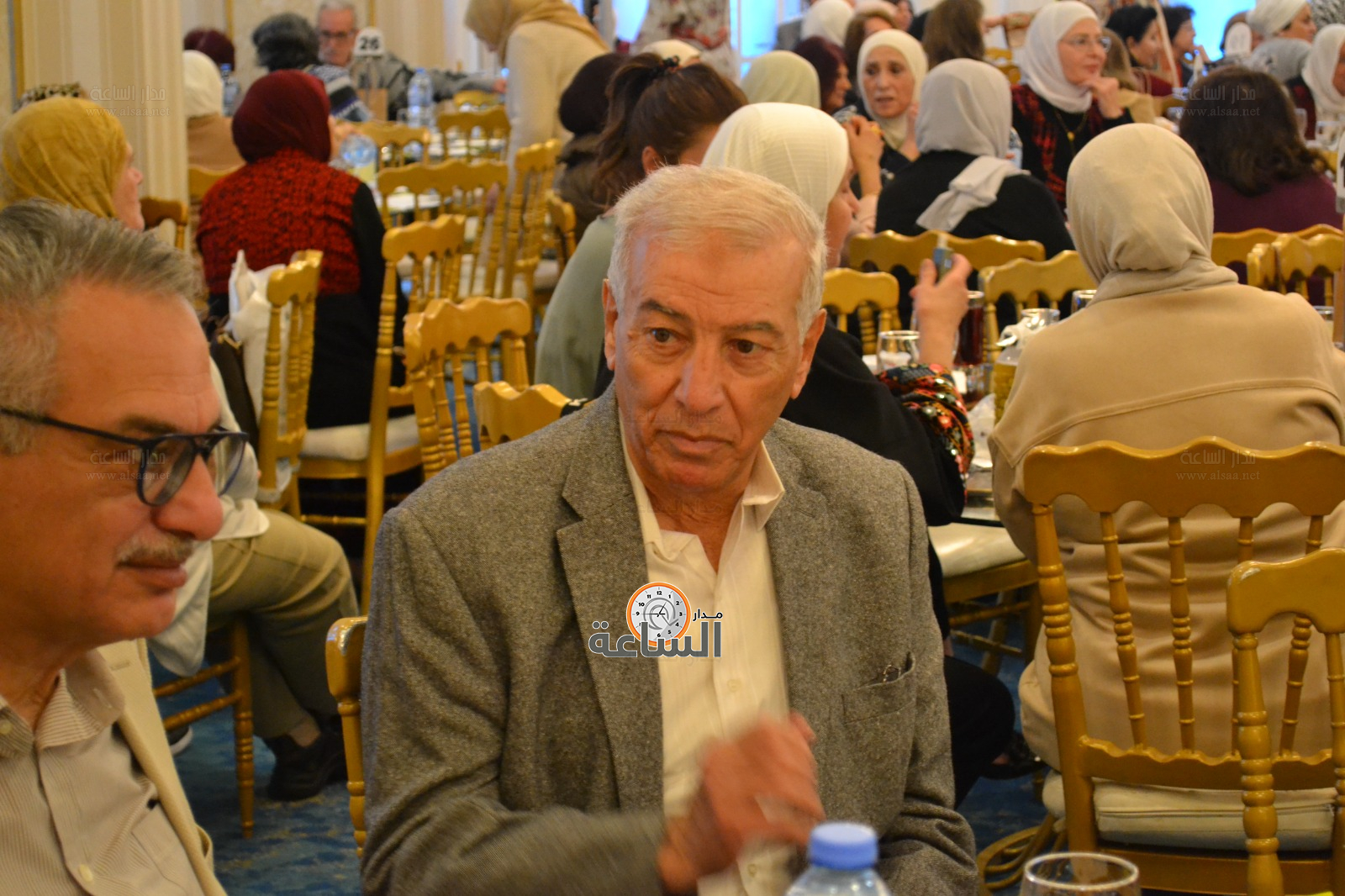 Madar Al-Saa Images 0.42366758441810415