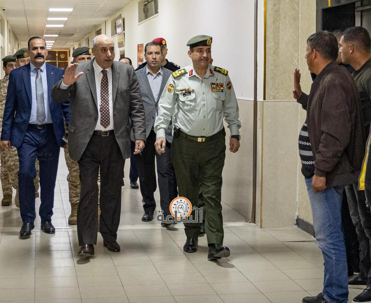 Madar Al-Saa Images 0.3378352365180143