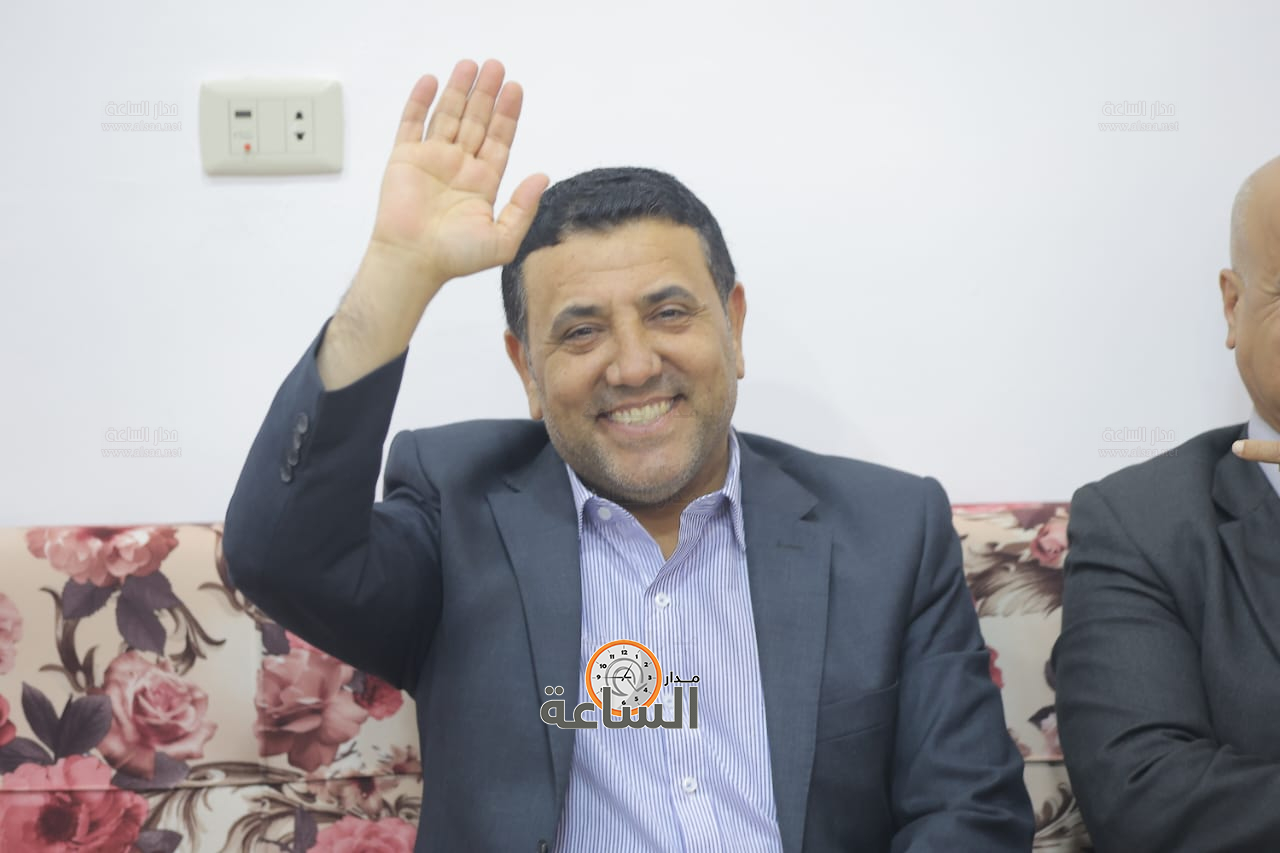 Madar Al-Saa Images 0.4886124991610994