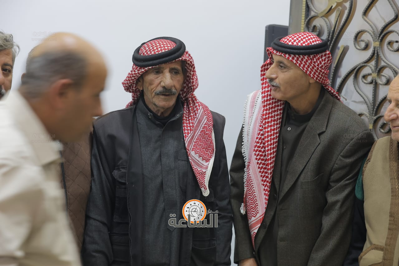 Madar Al-Saa Images 0.9794219215759153