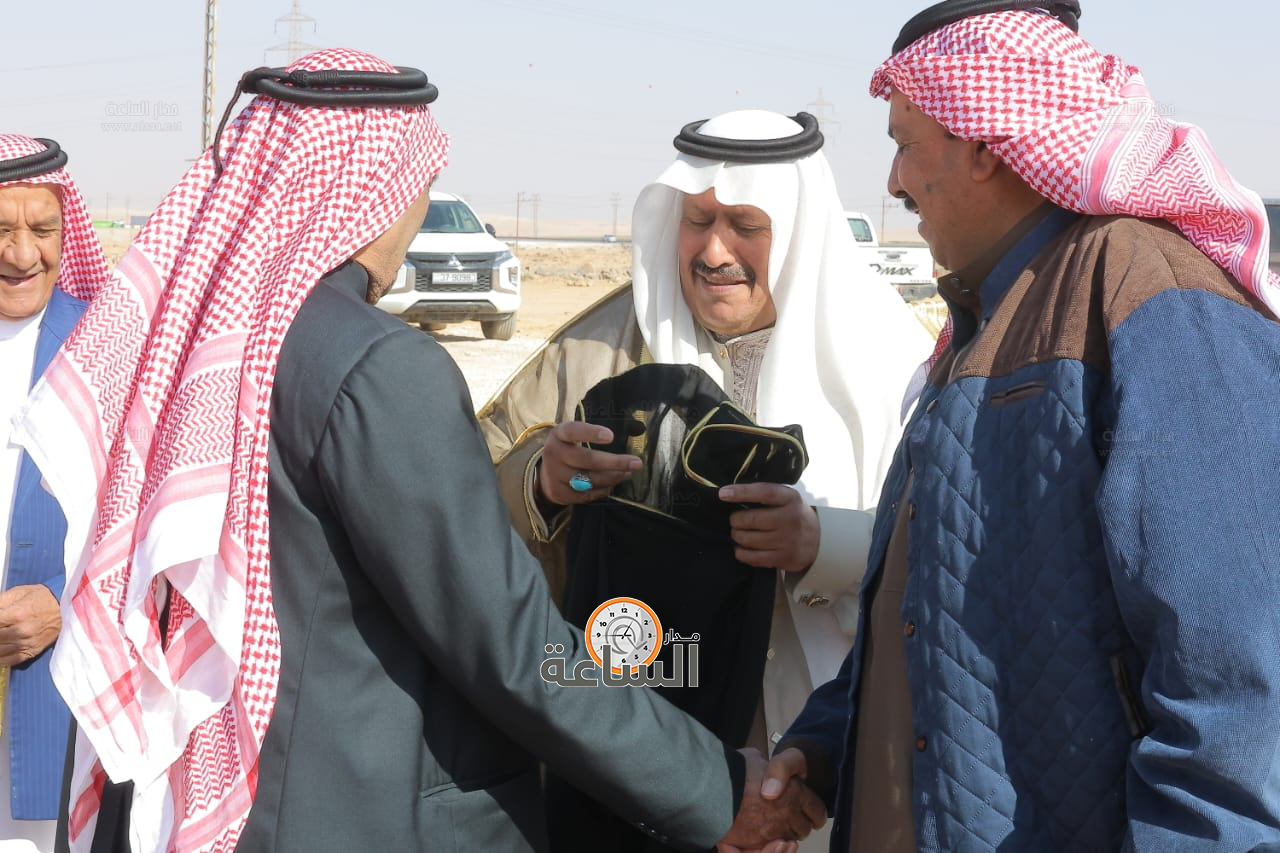 Madar Al-Saa Images 0.8776549610031114