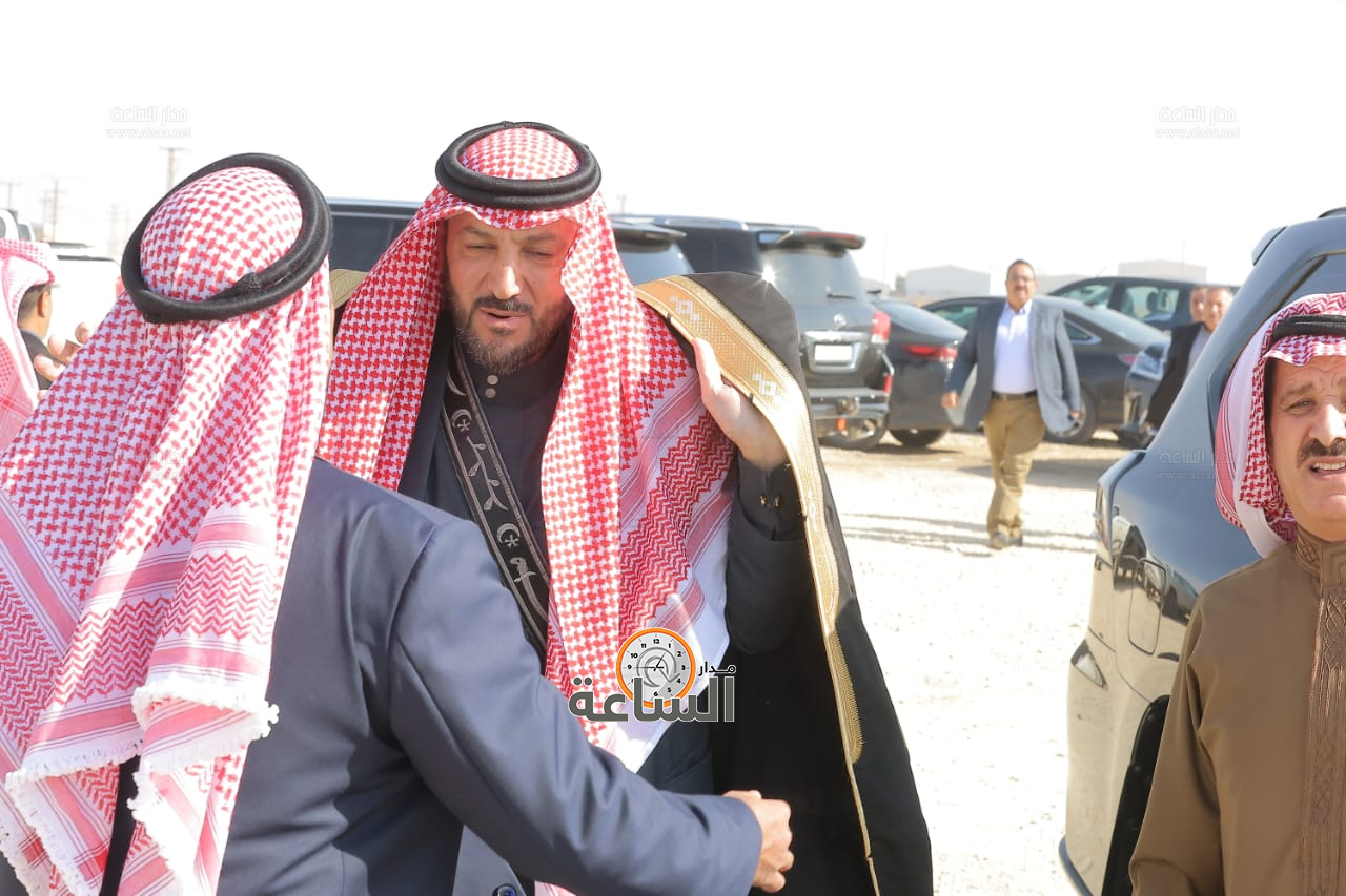 Madar Al-Saa Images 0.24214653540892972