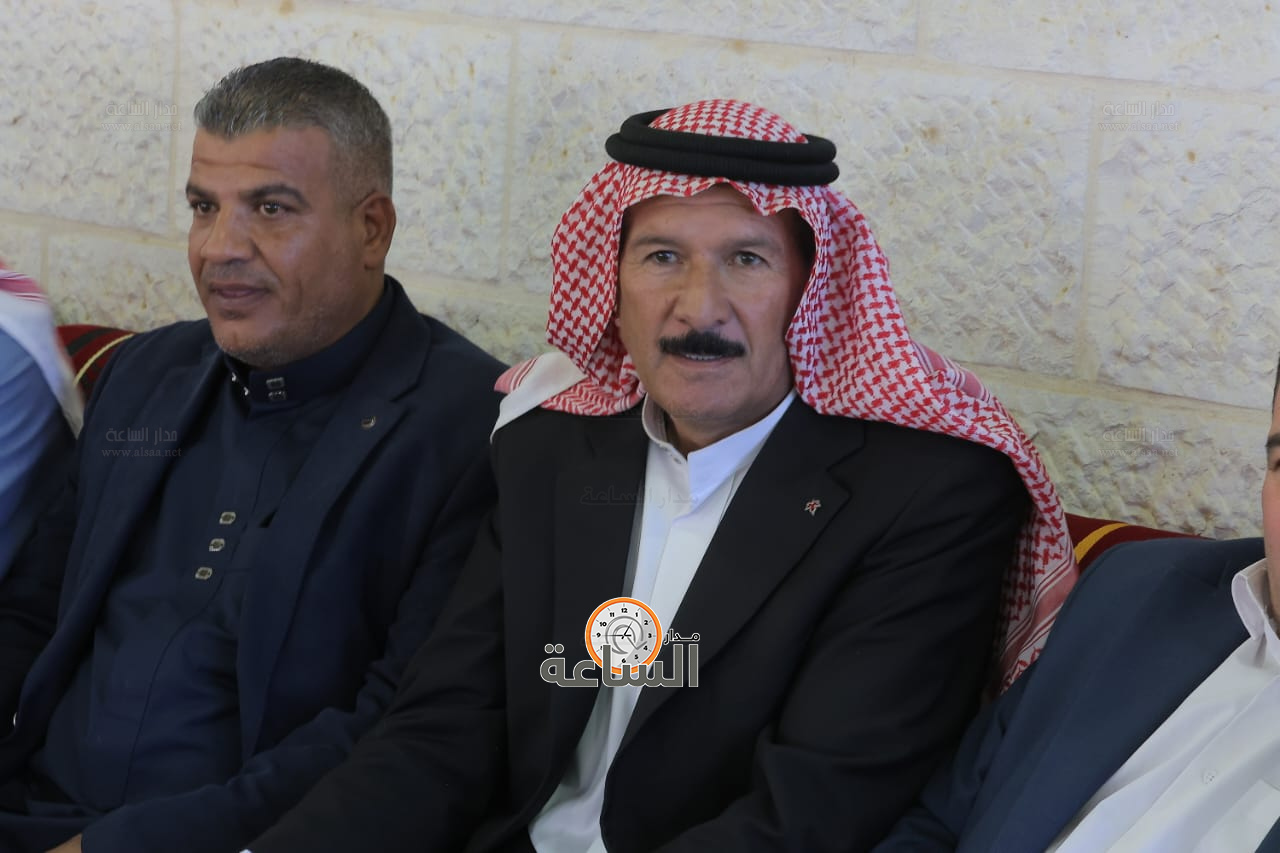 Madar Al-Saa Images 0.7156121869835398