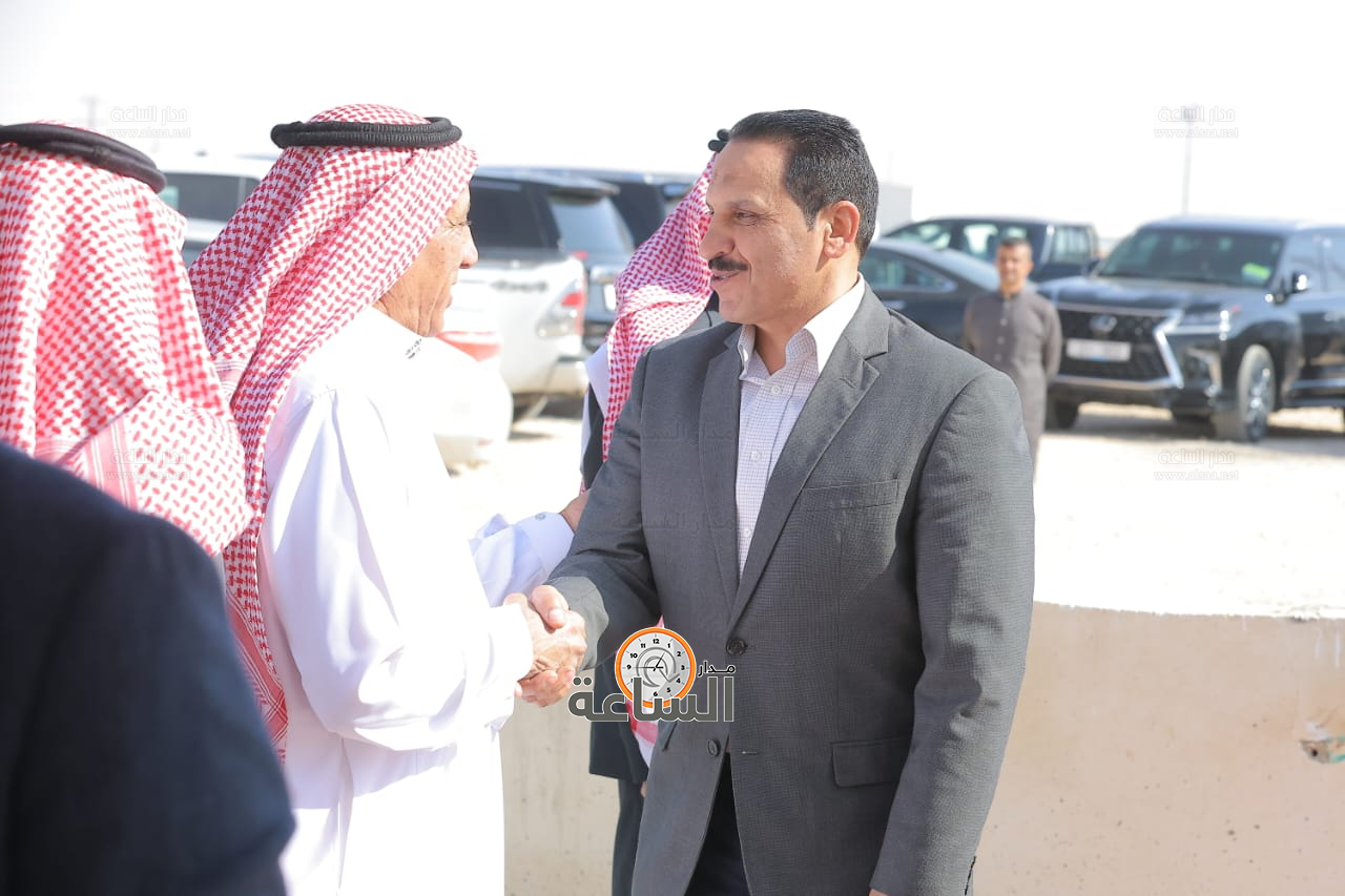 Madar Al-Saa Images 0.7403450996158172