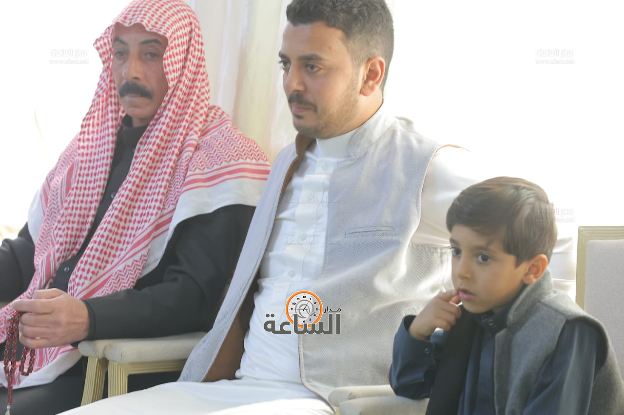 Madar Al-Saa Images 0.49984265178086074