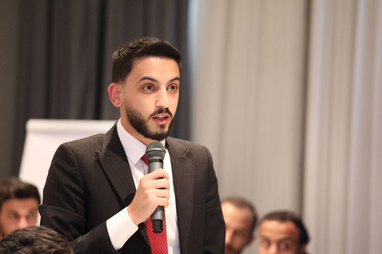 Madar Al-Saa Images 0.8608130228227546