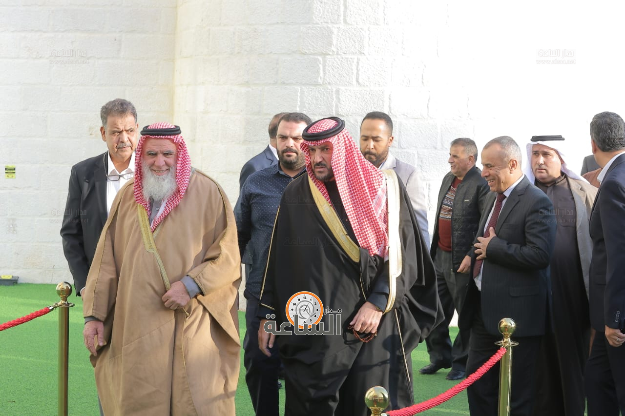 Madar Al-Saa Images 0.32795166863827163