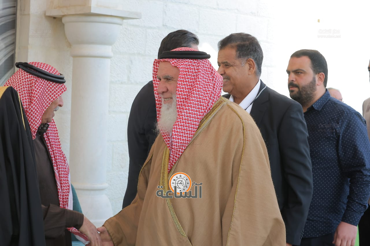 Madar Al-Saa Images 0.33315999136107854