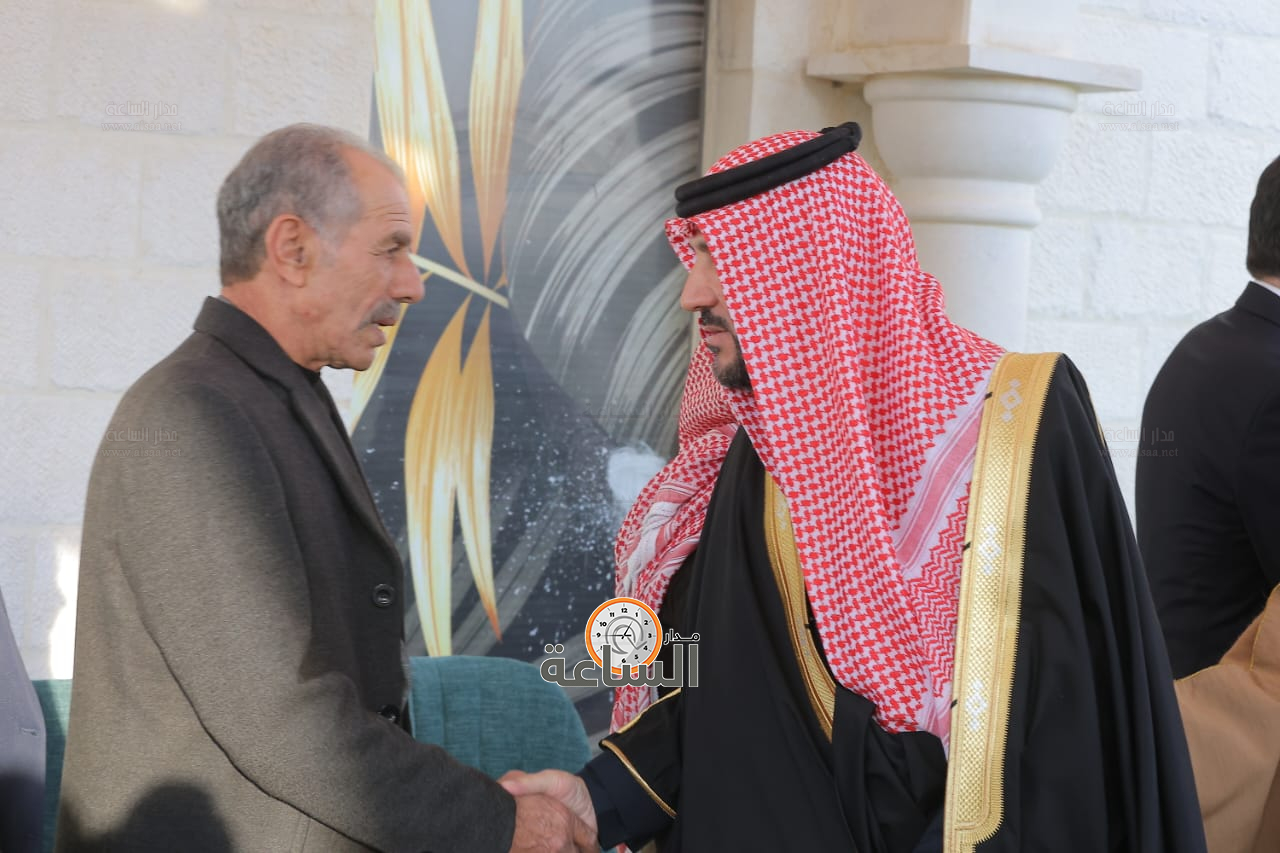 Madar Al-Saa Images 0.011048174521224419