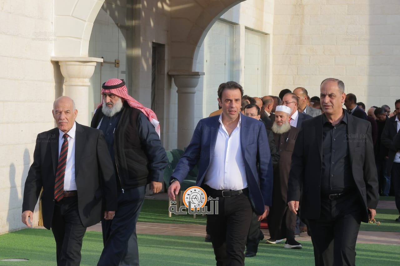 Madar Al-Saa Images 0.7203771716210305