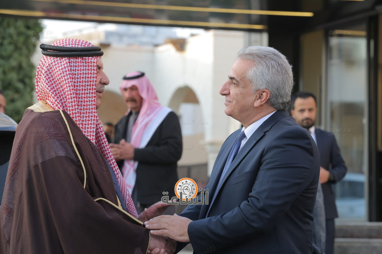 Madar Al-Saa Images 0.0717297741028814