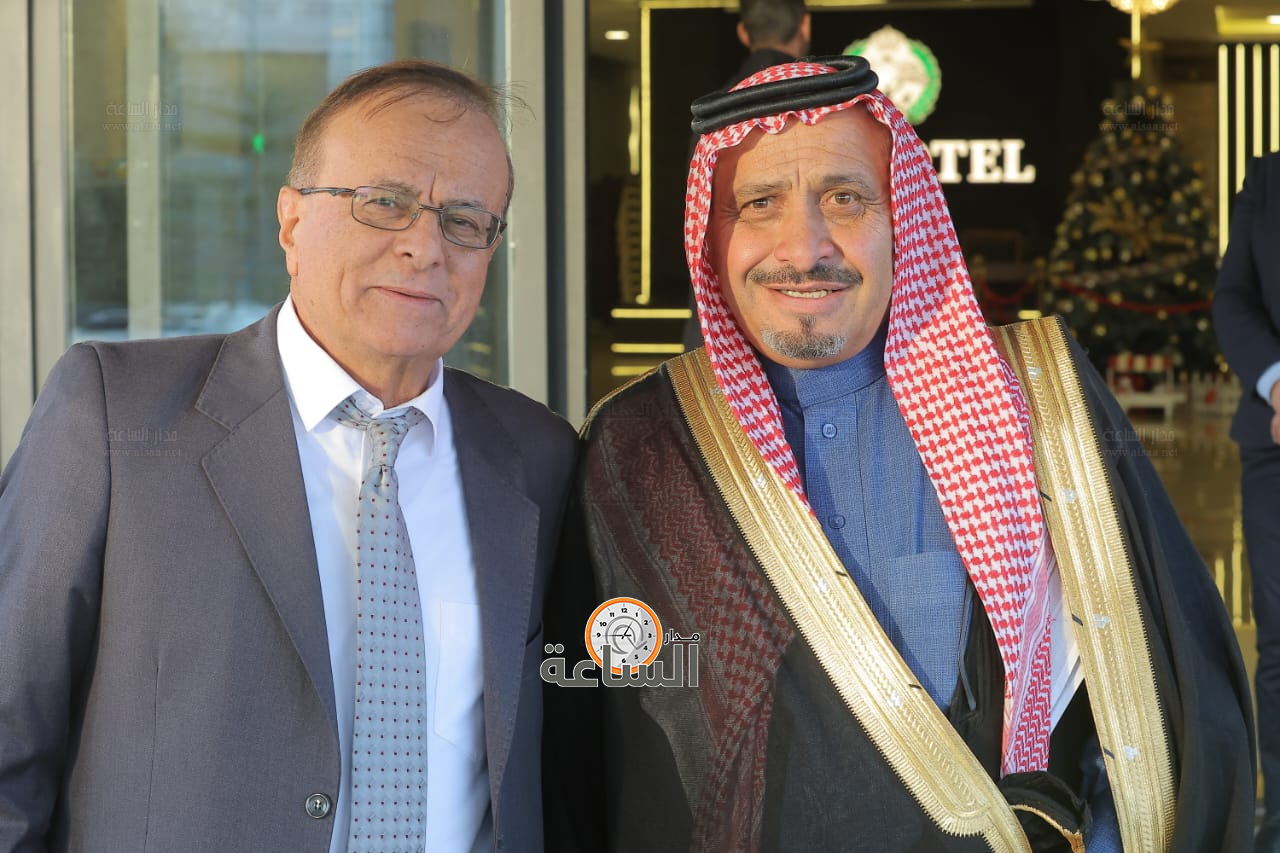 Madar Al-Saa Images 0.4551037355596821