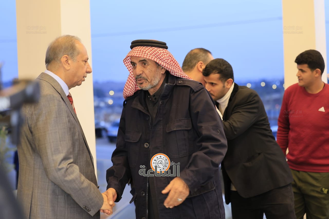 Madar Al-Saa Images 0.10051116756230649