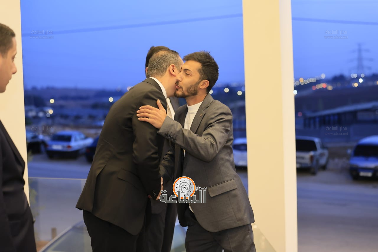 Madar Al-Saa Images 0.5993025488987409