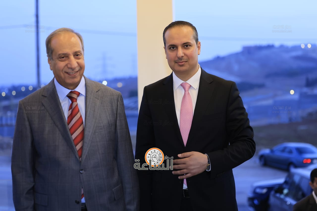 Madar Al-Saa Images 0.12583852025672115