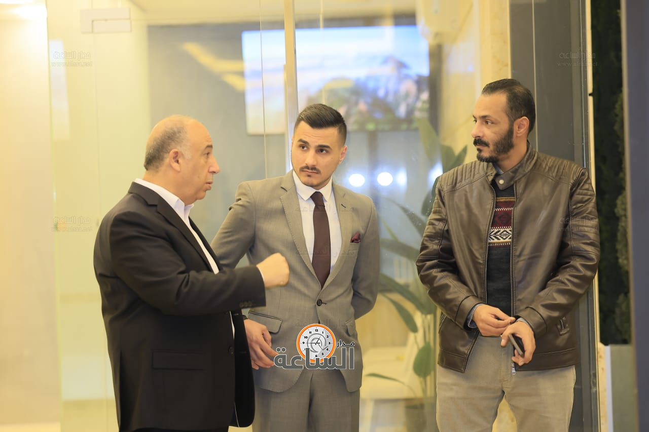 Madar Al-Saa Images 0.37354284784855285