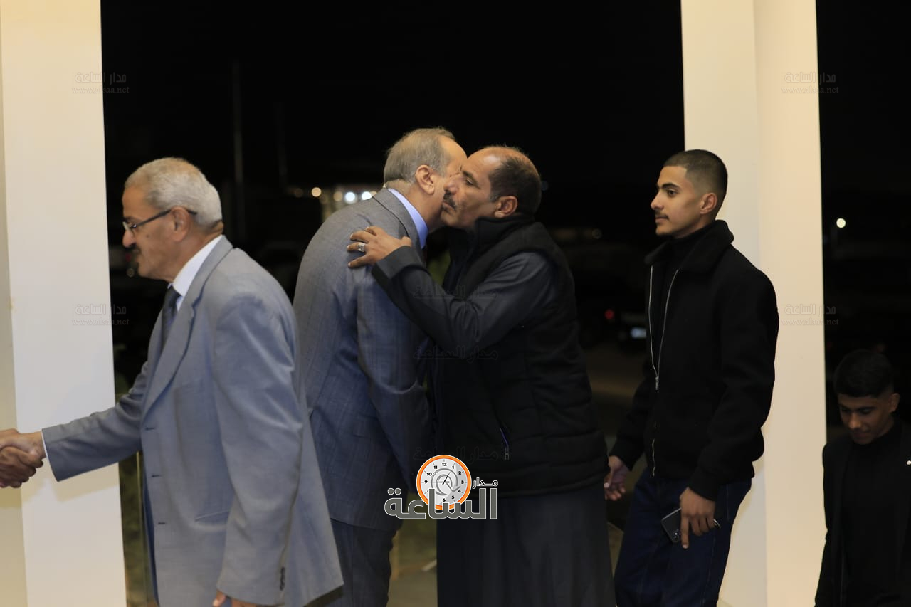 Madar Al-Saa Images 0.15137201532837985