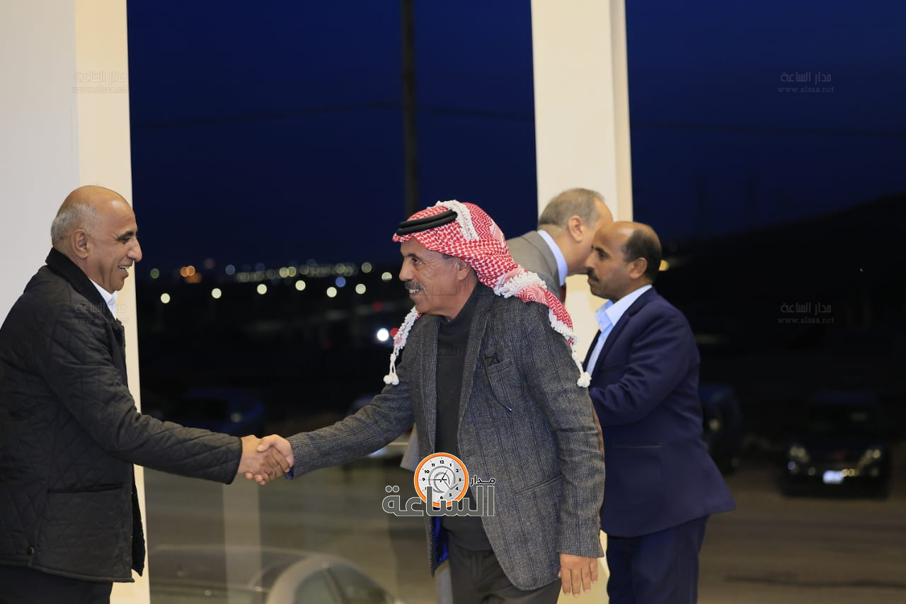 Madar Al-Saa Images 0.0035128003695429344