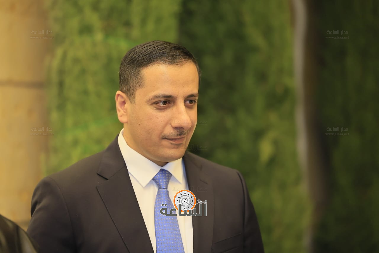 Madar Al-Saa Images 0.30173132957949755