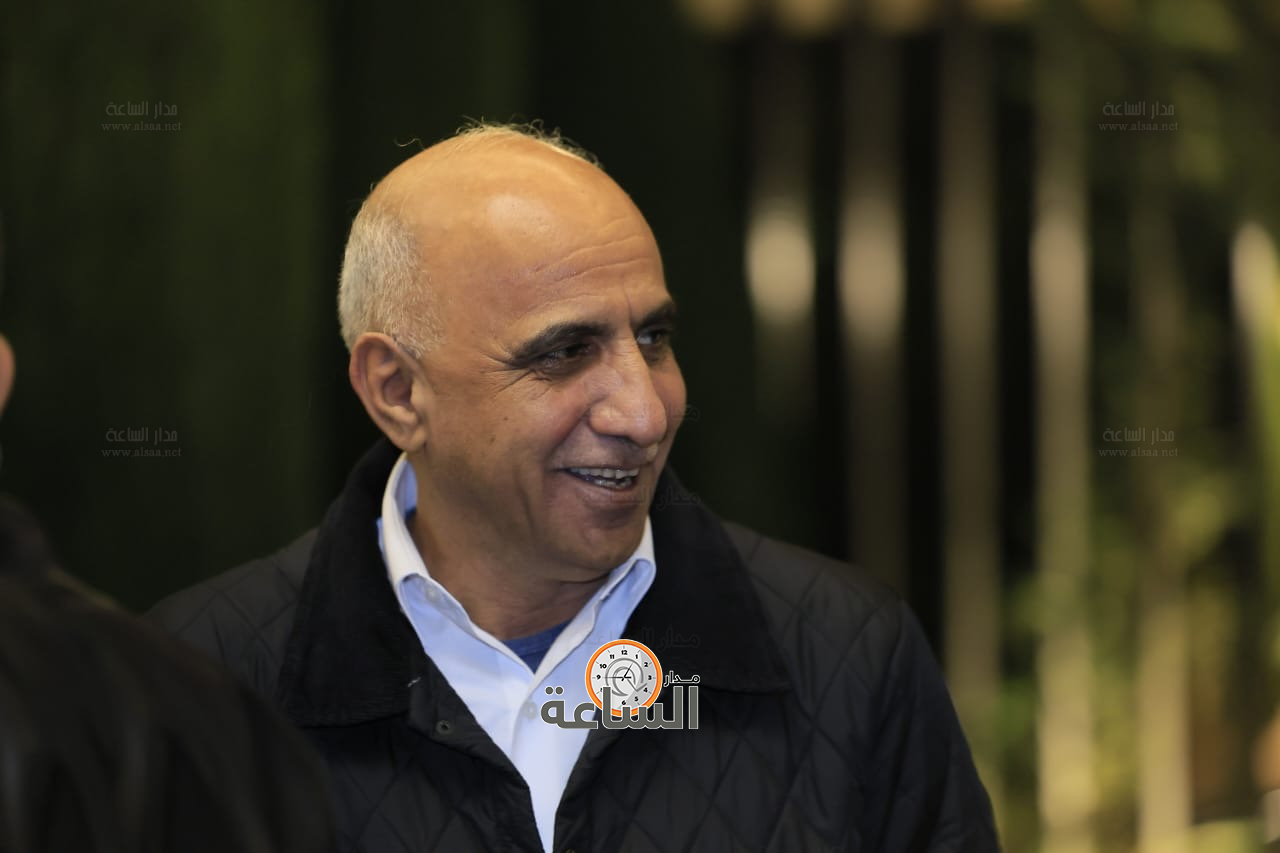 Madar Al-Saa Images 0.16057400157761403