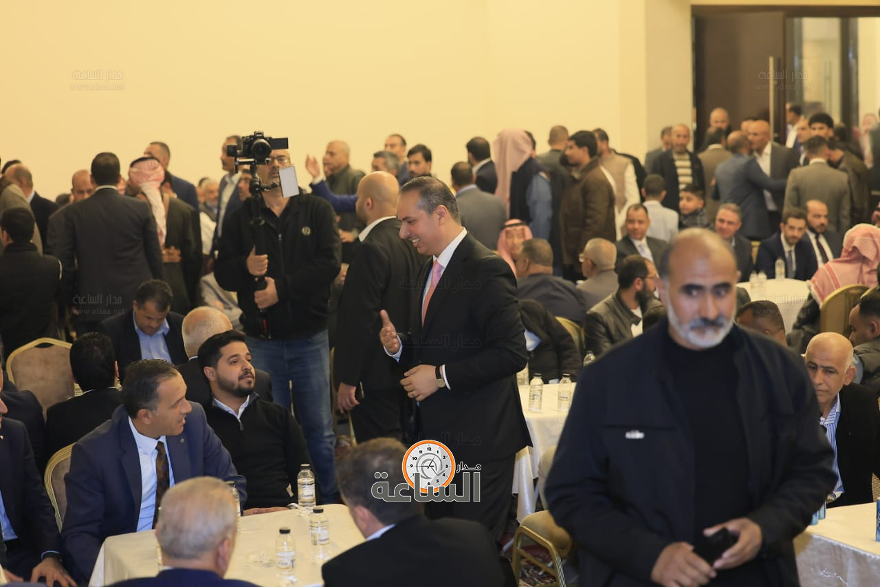 Madar Al-Saa Images 0.7402850378232441