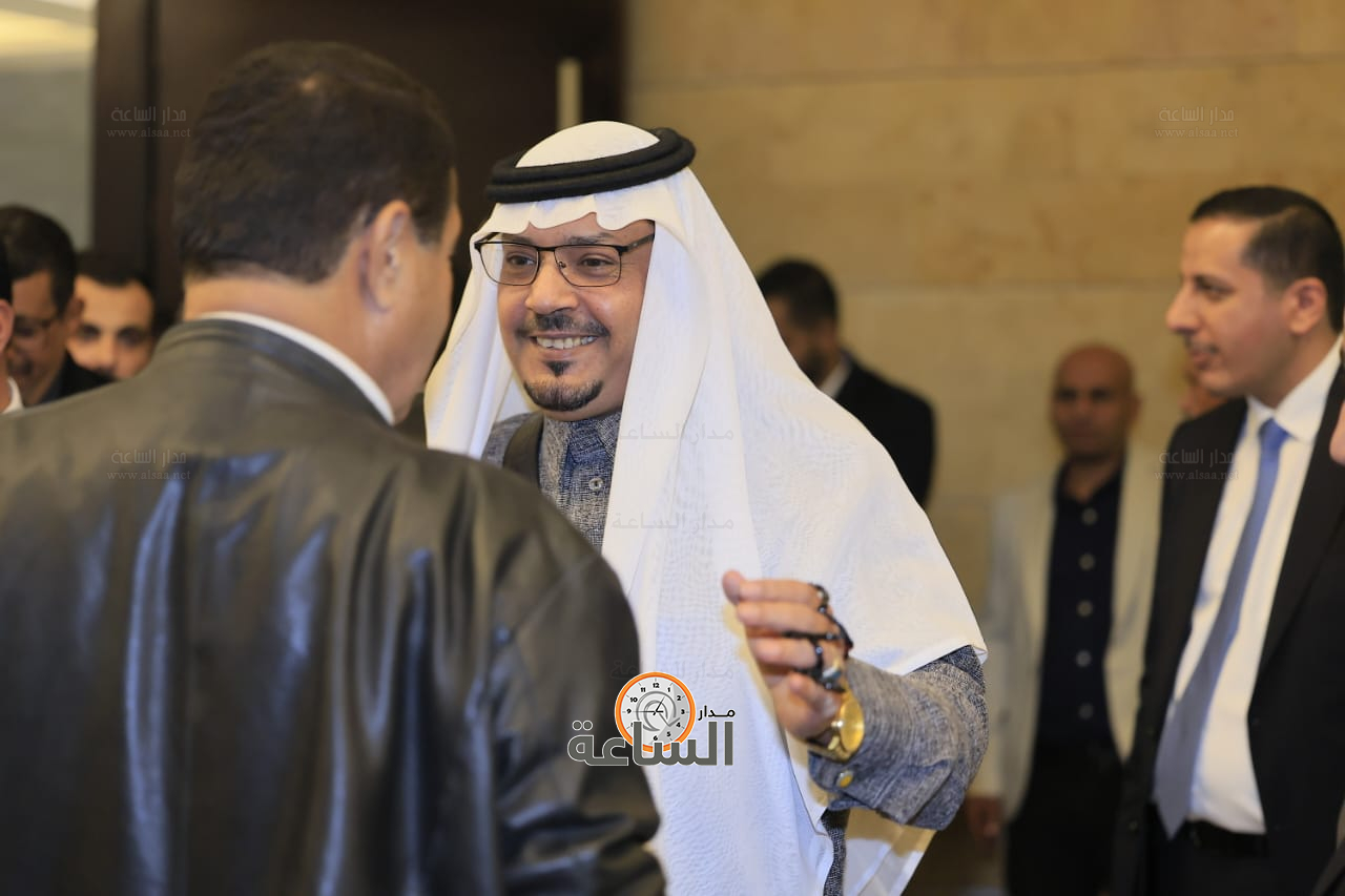 Madar Al-Saa Images 0.31920675596875947