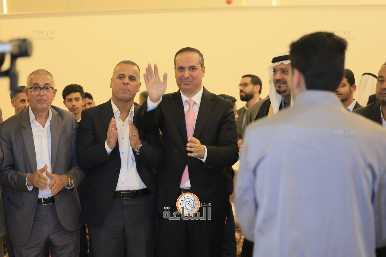 Madar Al-Saa Images 0.24799470092145837