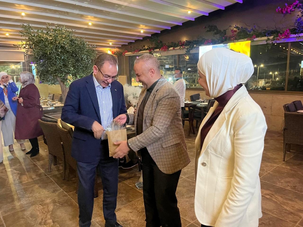 Madar Al-Saa Images 0.6912257744310834