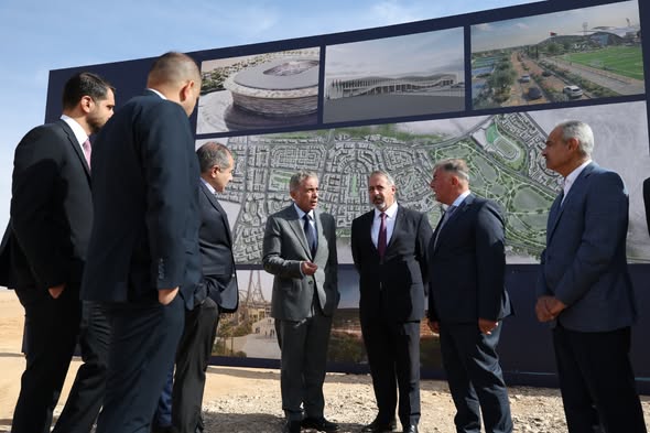 Madar Al-Saa Images 0.47651613240870383