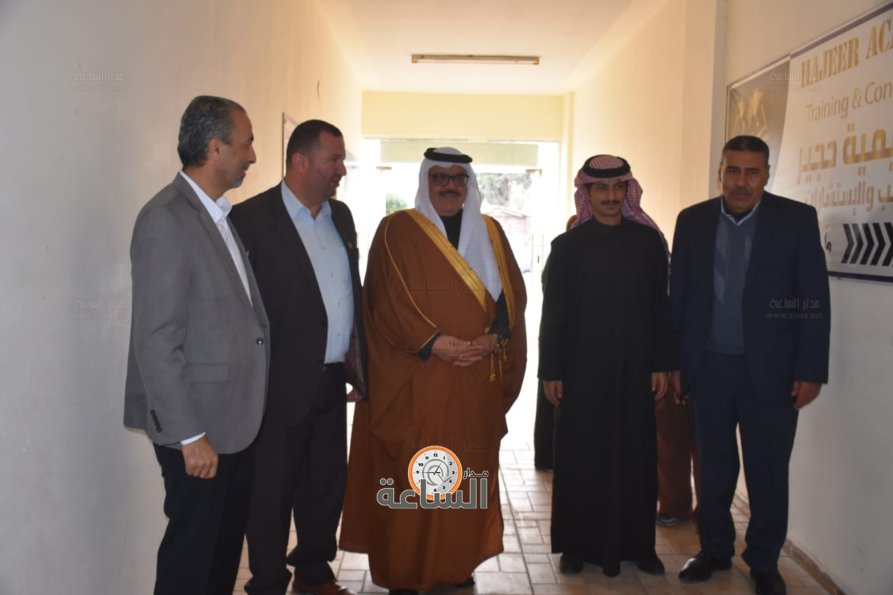 Madar Al-Saa Images 0.42196143920252915