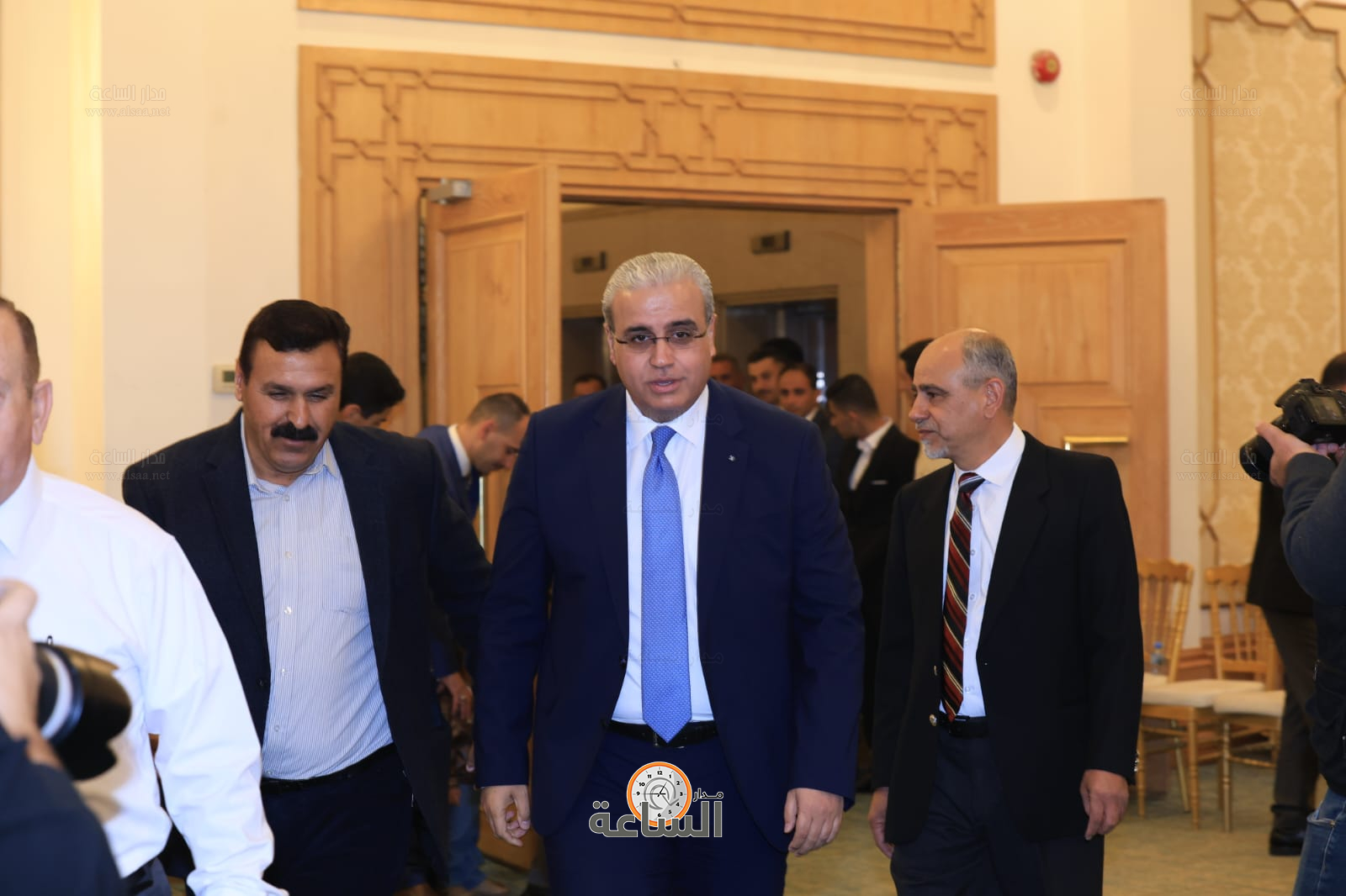 Madar Al-Saa Images 0.7422161434672359