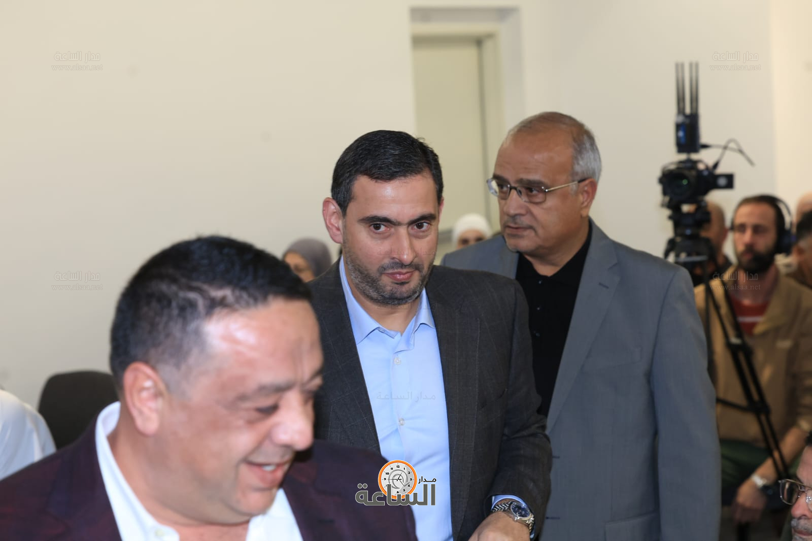 Madar Al-Saa Images 0.9989073326845849