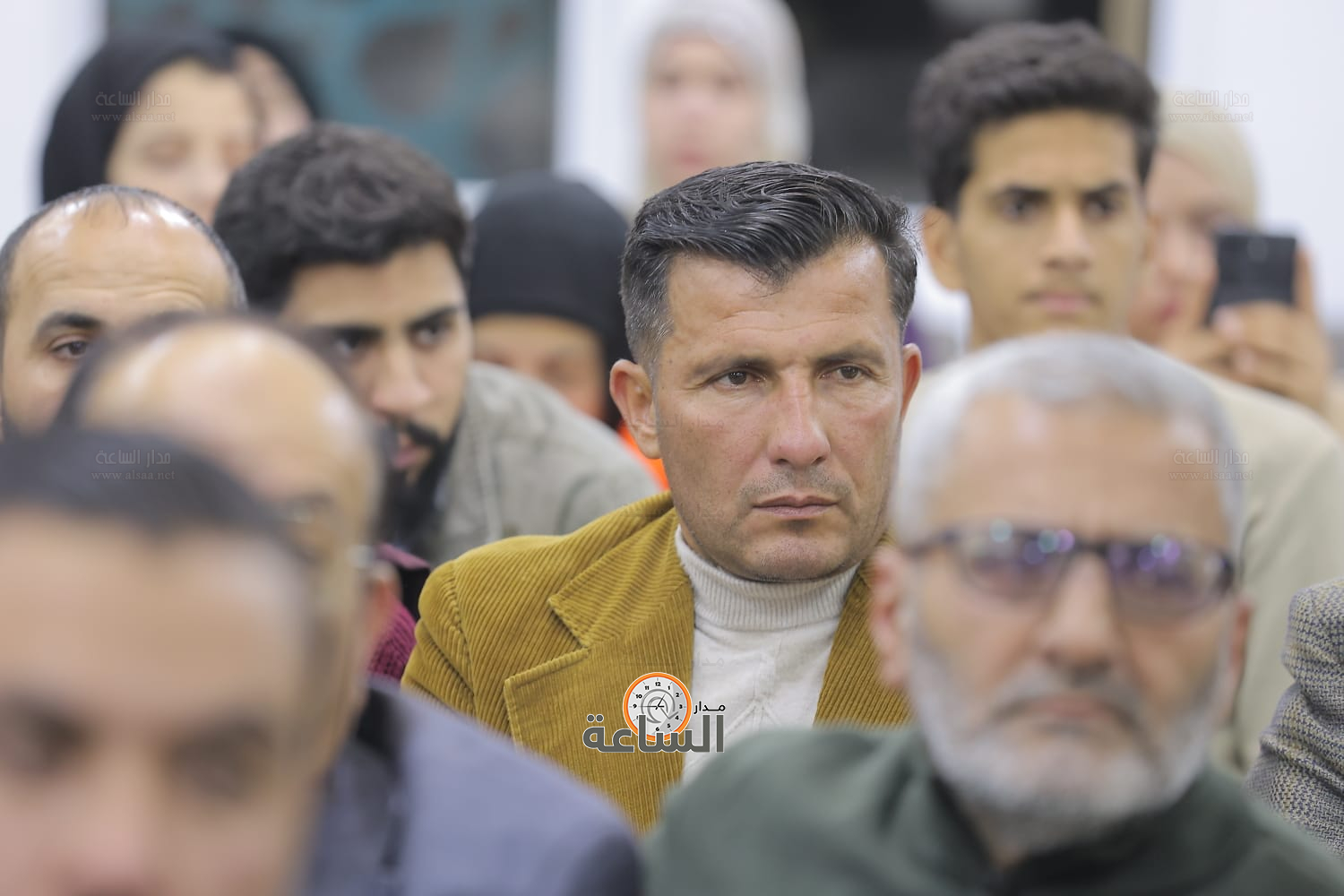 Madar Al-Saa Images 0.6708023921312254