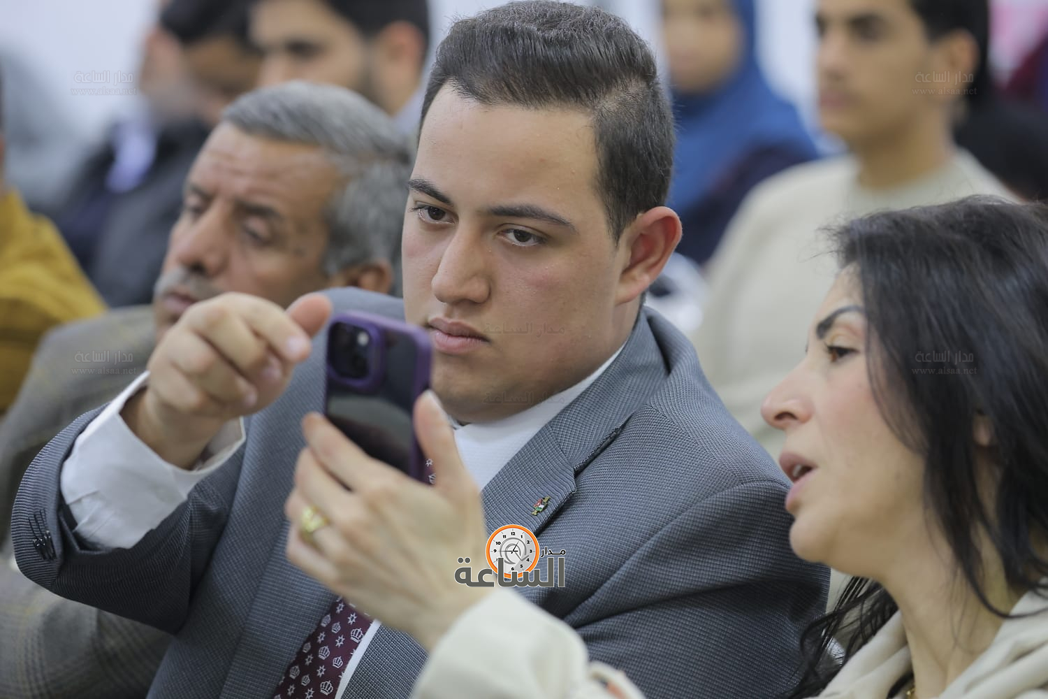 Madar Al-Saa Images 0.38833395161157325