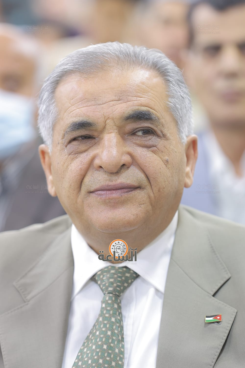 Madar Al-Saa Images 0.6938967368661855