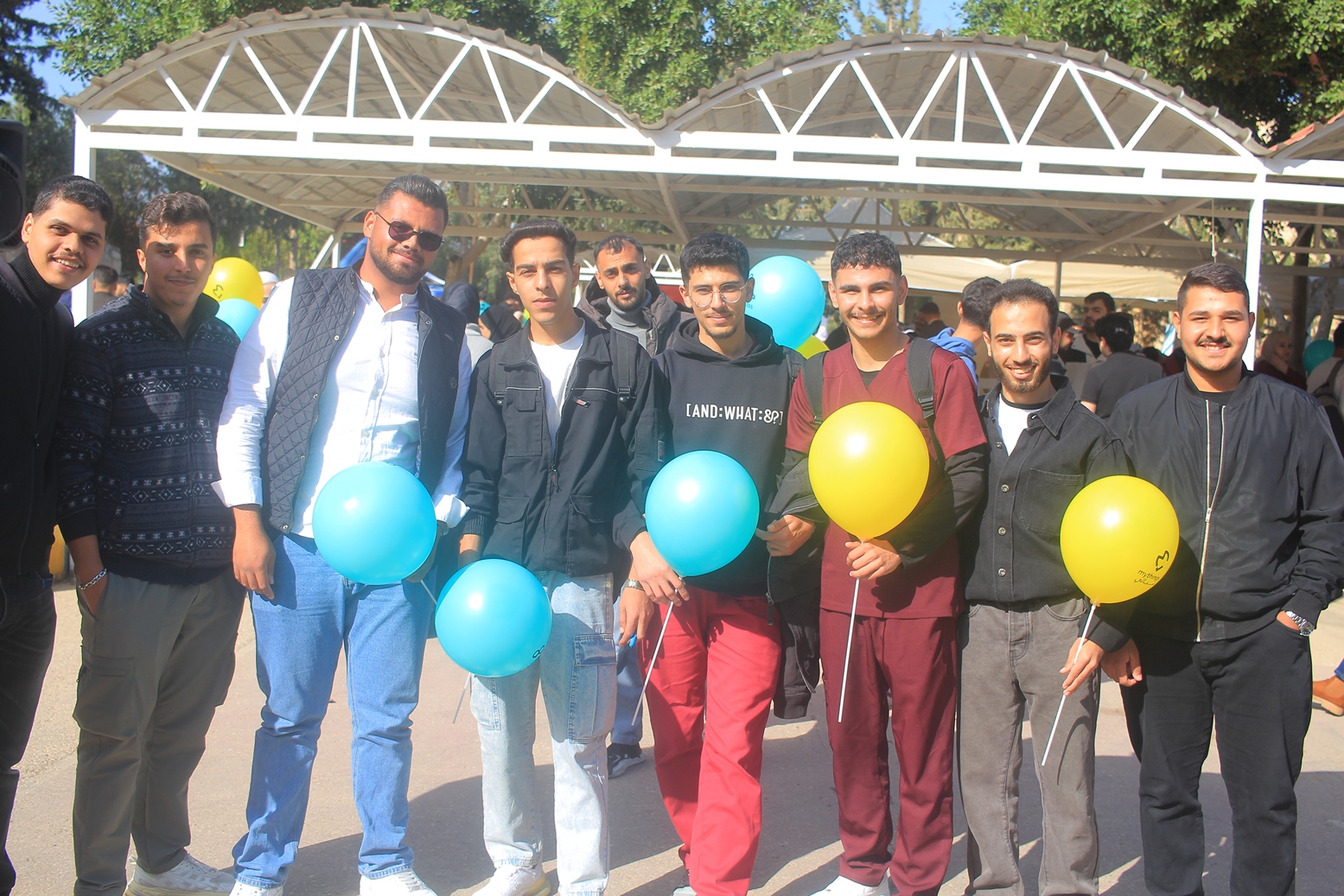 Madar Al-Saa Images 0.8281624445735662