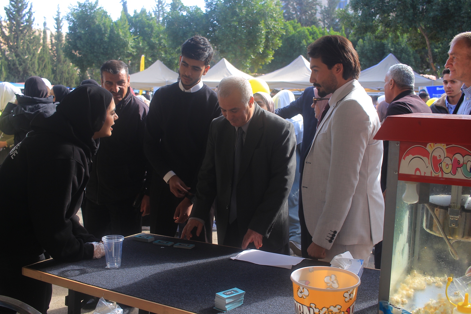 Madar Al-Saa Images 0.3125768930873153