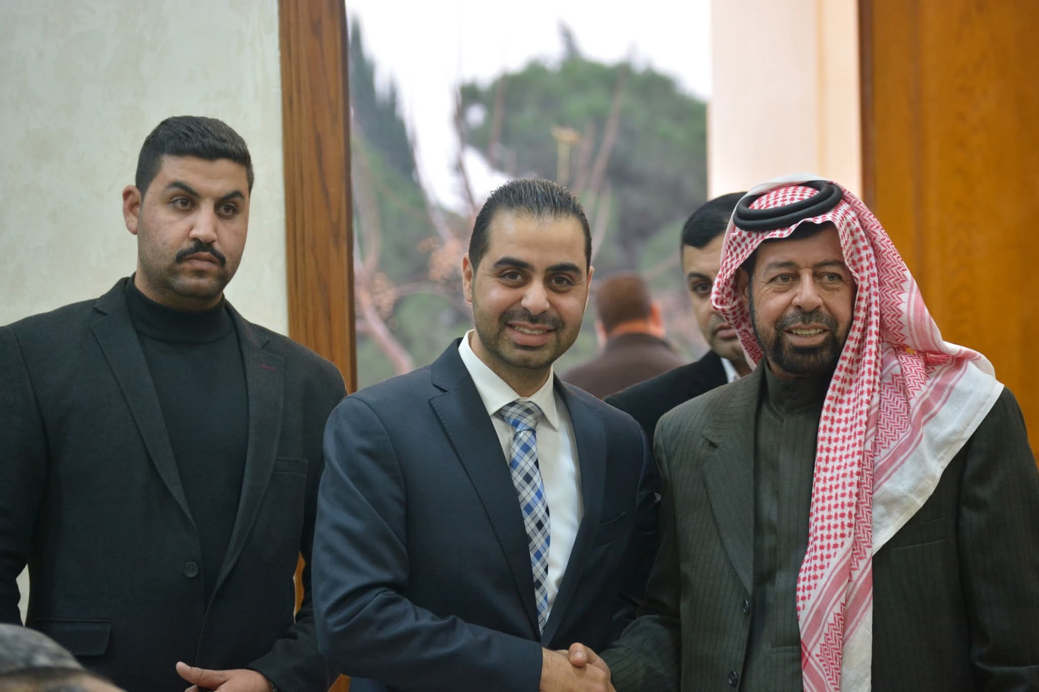 Madar Al-Saa Images 0.8063838971072852