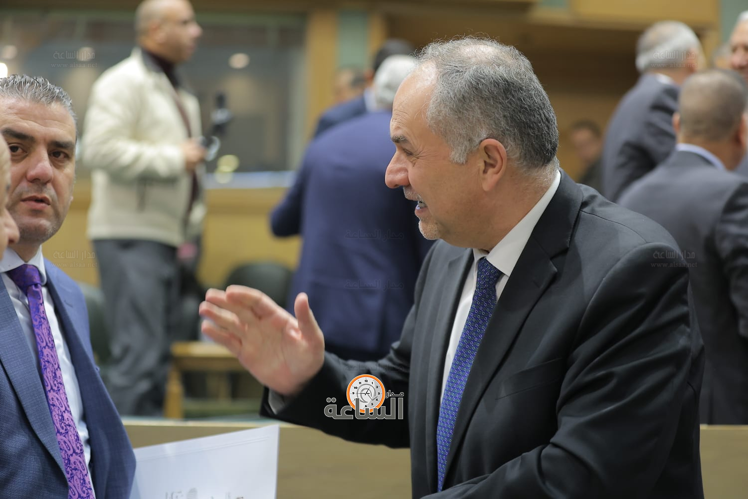 Madar Al-Saa Images 0.4160893743141658