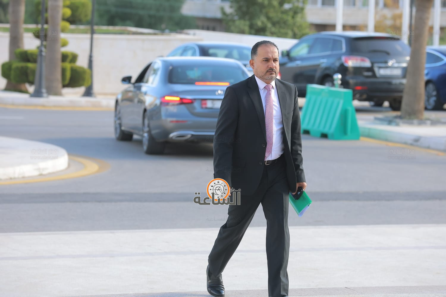 Madar Al-Saa Images 0.40642533679866577