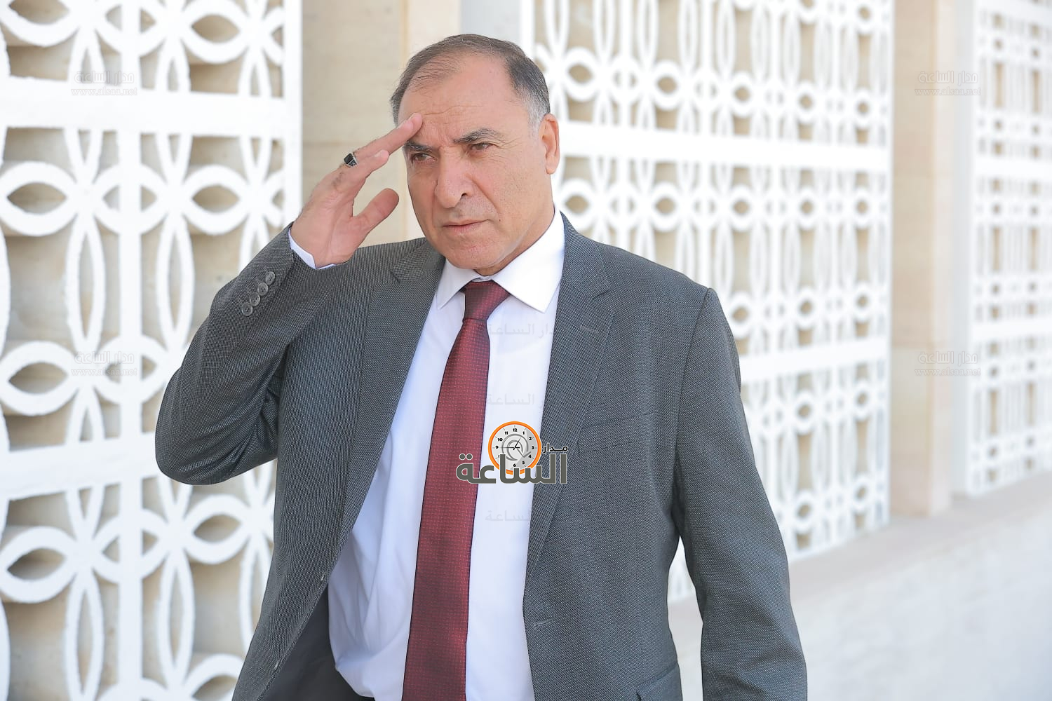 Madar Al-Saa Images 0.327726622653185