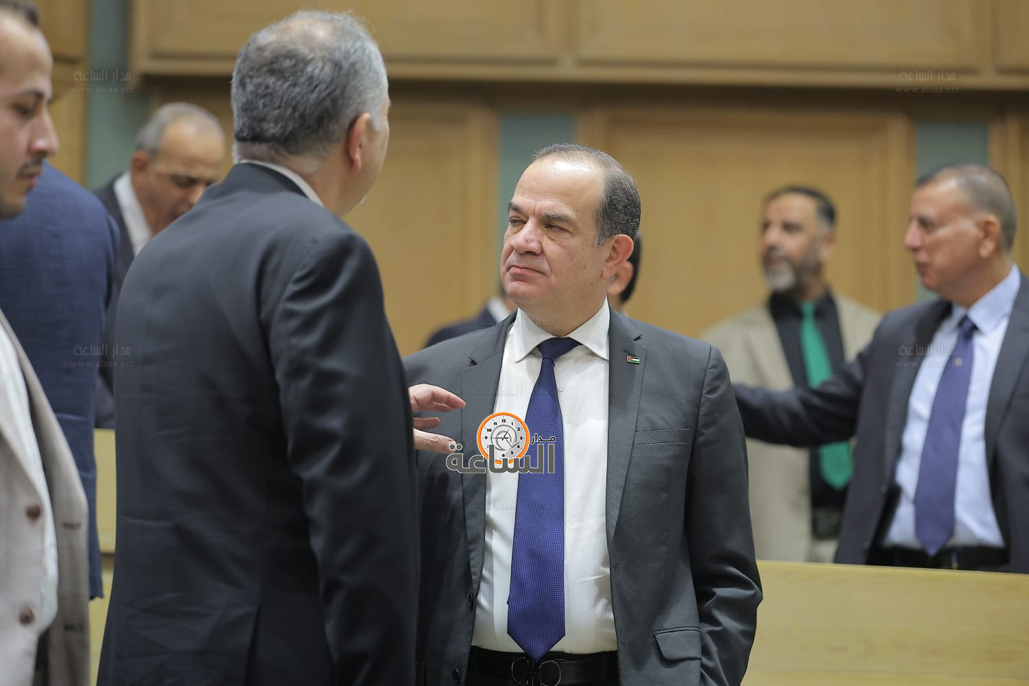 Madar Al-Saa Images 0.8344951888129326