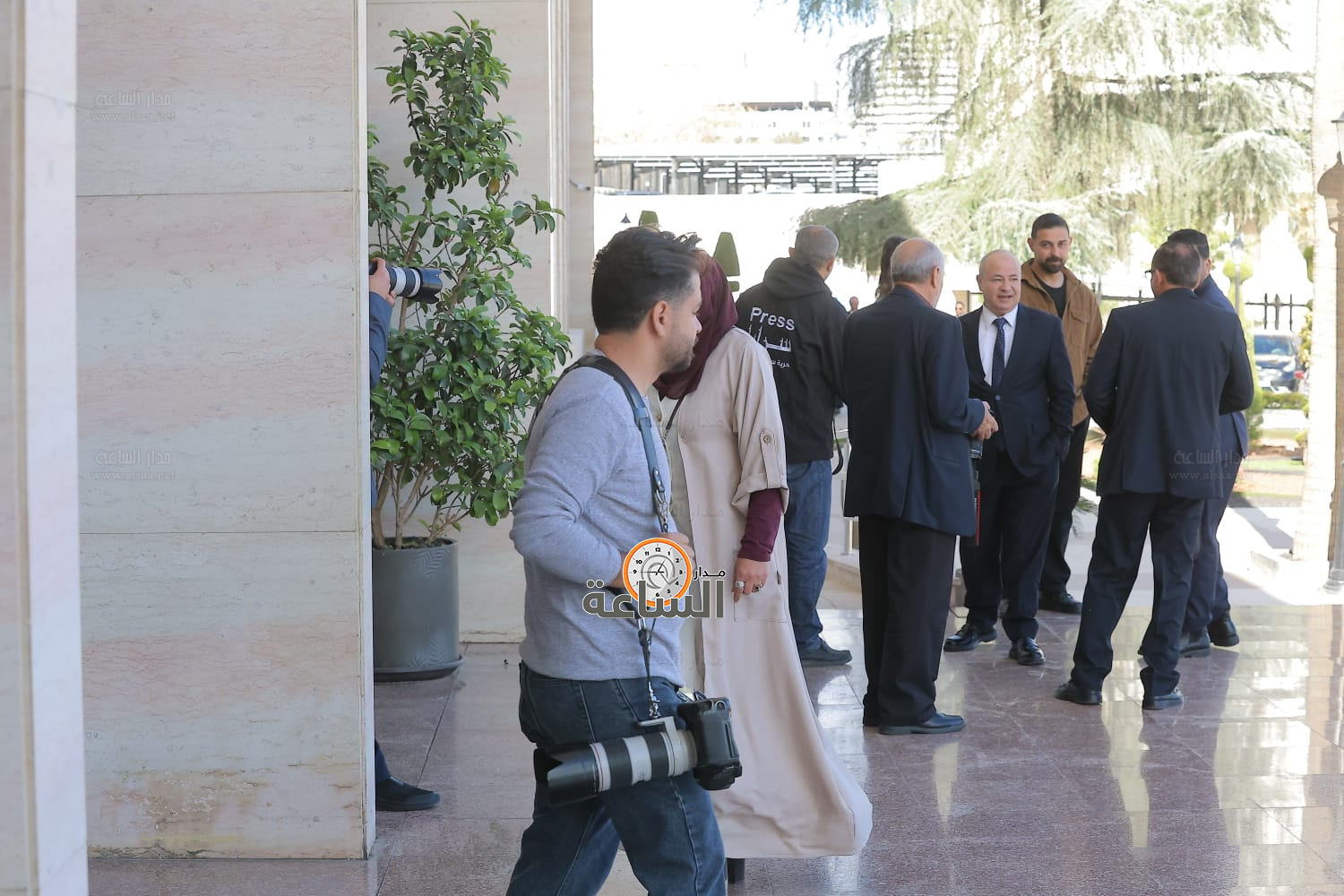 Madar Al-Saa Images 0.17102234356862633