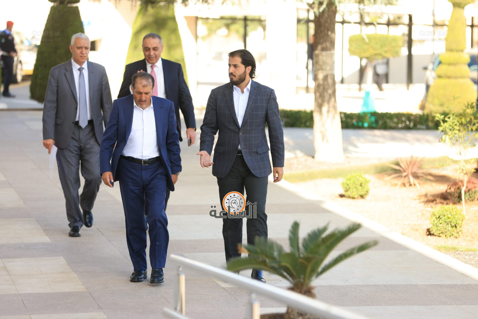 Madar Al-Saa Images 0.9641592653374395