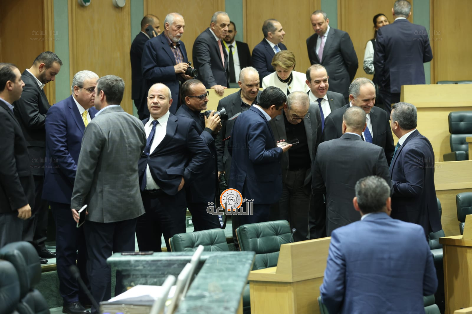 Madar Al-Saa Images 0.7819057781119011