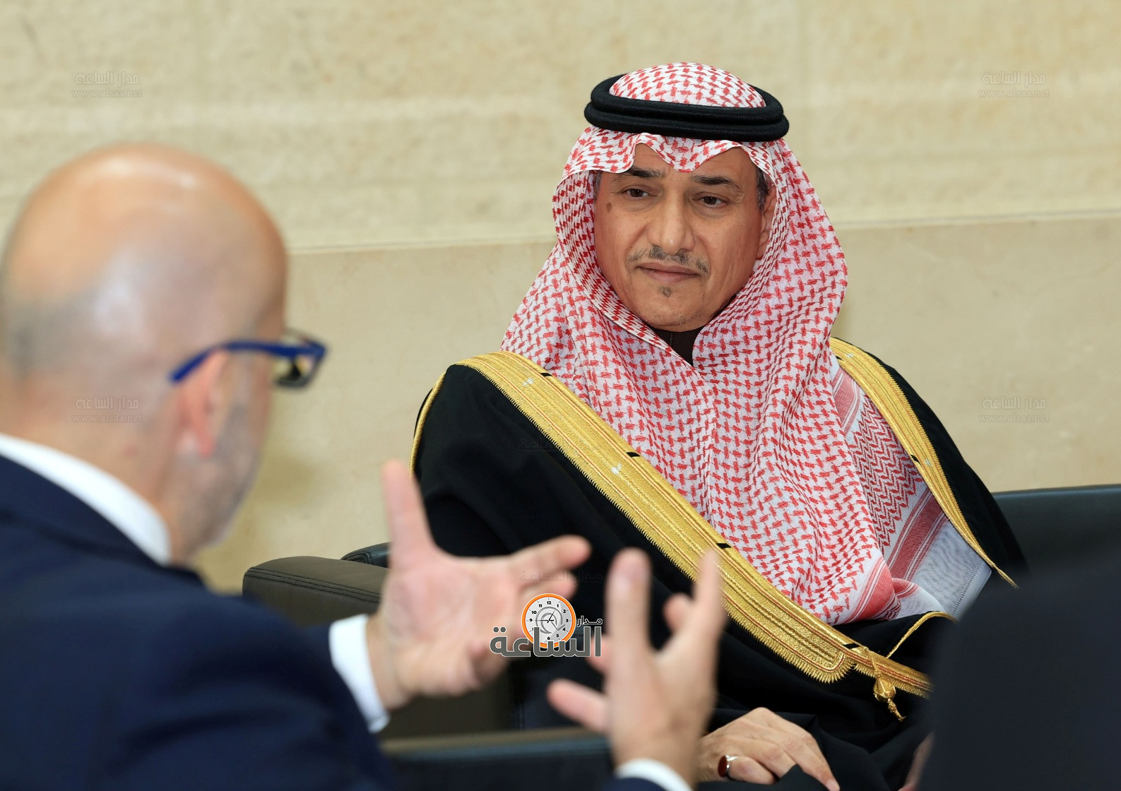 Madar Al-Saa Images 0.03238097895922076