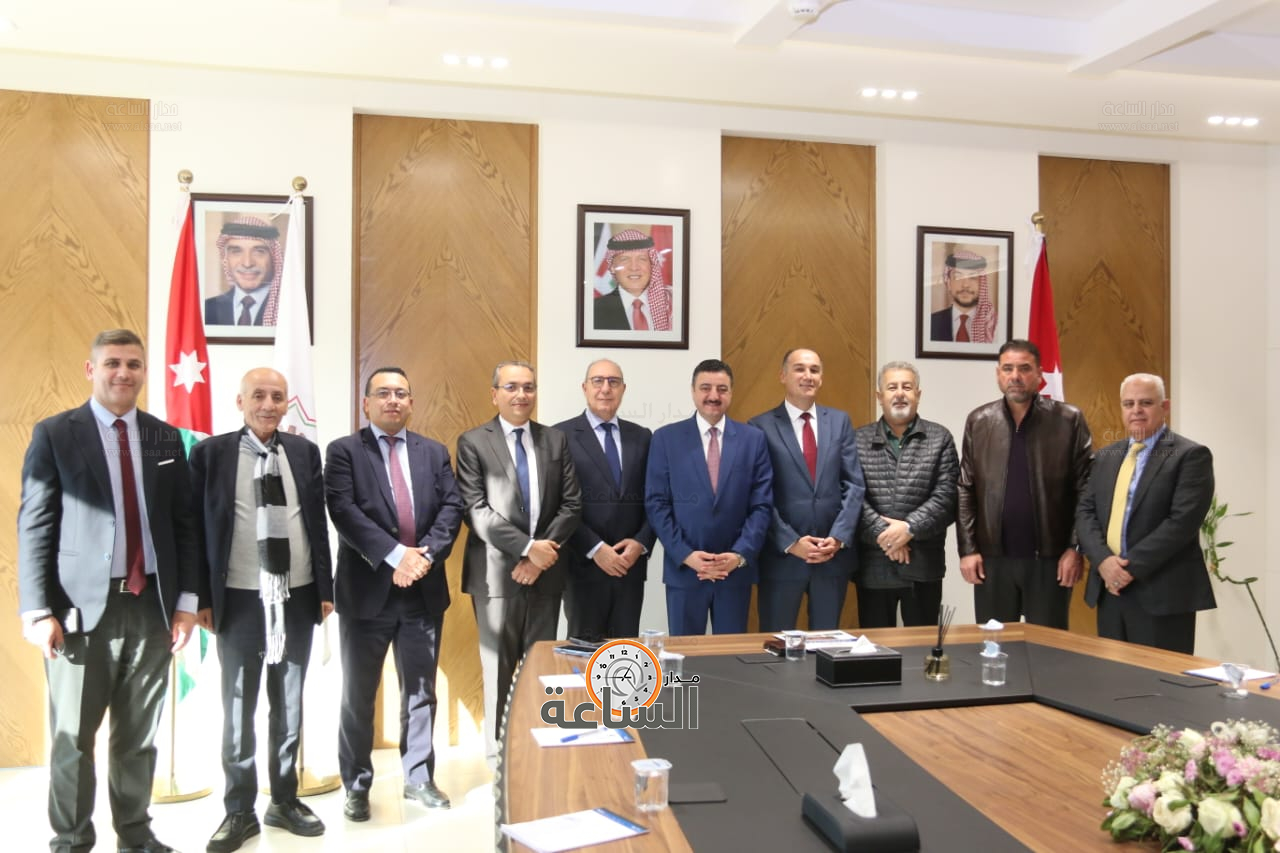 Madar Al-Saa Images 0.026254525605316825