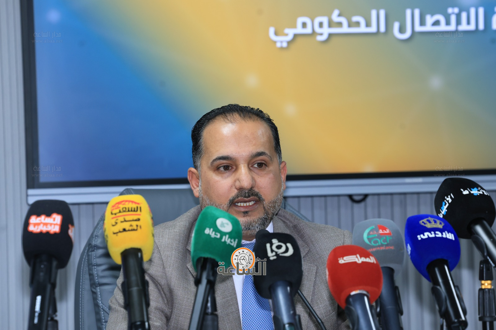 Madar Al-Saa Images 0.9422747464659958