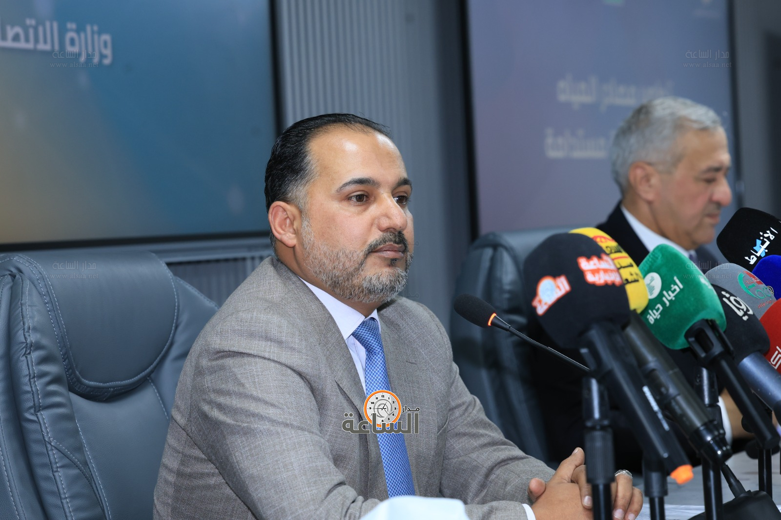 Madar Al-Saa Images 0.21424521906631921